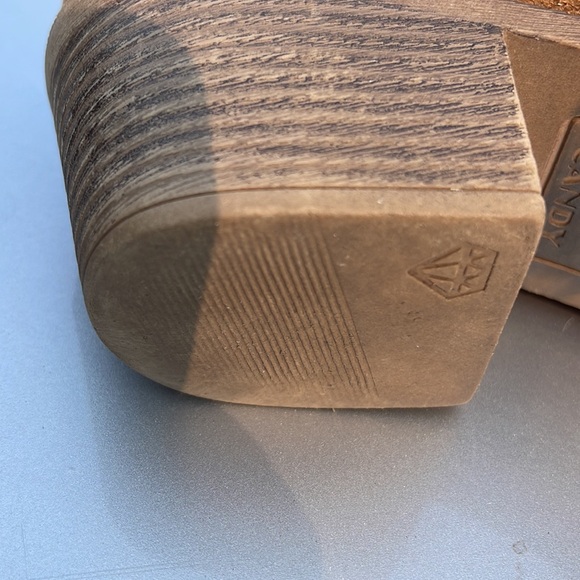 Rock & Candy tan suede ankle boots size 8.5 - Picture 9 of 9